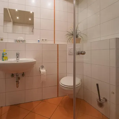 Апартаменты Ina's